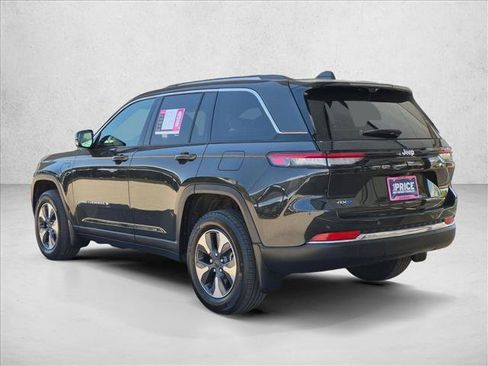 Used 2023 Jeep Grand Cherokee 4WD 4xe w/ Luxury Tech Group II image 7