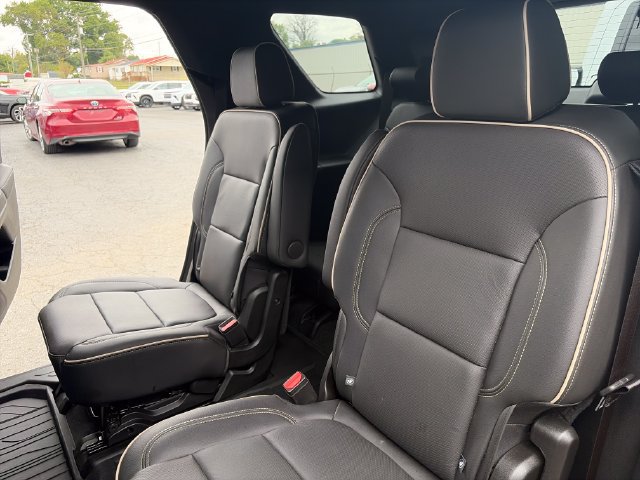 Used 2023 Chevrolet Traverse Premier w/ LPO, Floor Liner Package AWD/4WD image 31