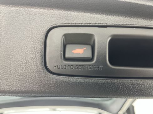 Used 2023 Honda CR-V EX-L image 5