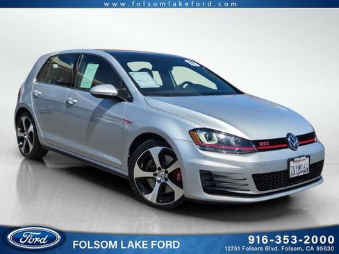 Used 2017 Volkswagen GTI SE FWD image 1