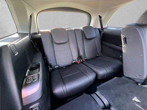 New 2026 Mercedes-Benz GLS 450 4MATIC image 30