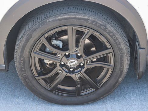 Used 2022 Nissan Kicks SR FWD image 8
