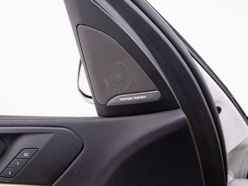 Used 2021 BMW X5 xDrive45e w/ Executive Package 2 image 18