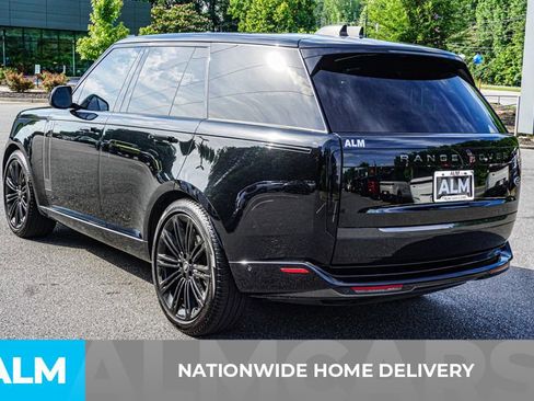 Used 2023 Land Rover Range Rover SE AWD/4WD image 5