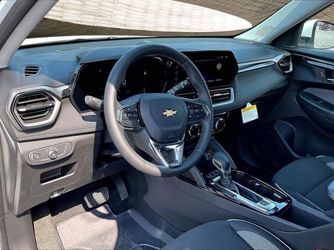 New 2026 Chevrolet TrailBlazer LT w/ Convenience Package image 8