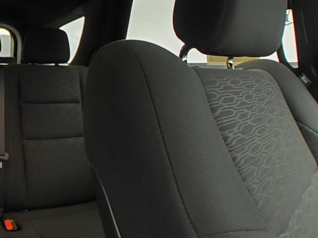 Used 2025 Dodge Durango GT RWD image 14