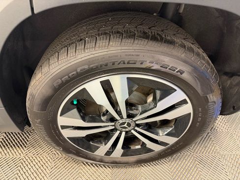 Used 2024 Mercedes-Benz GLA 250 4MATIC image 29