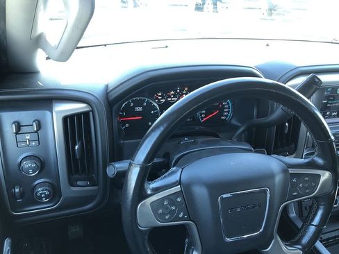 Used 2018 GMC Sierra 2500 Denali w/ Duramax Plus Package AWD/4WD image 26