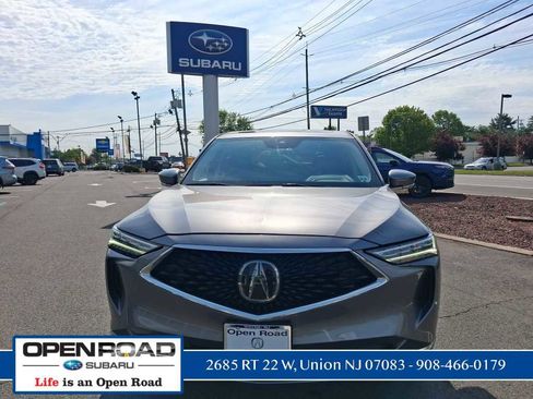 Used 2023 Acura MDX SH-AWD image 2