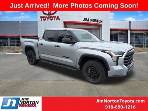 Used 2026 Toyota Tundra SR5 AWD/4WD image 1