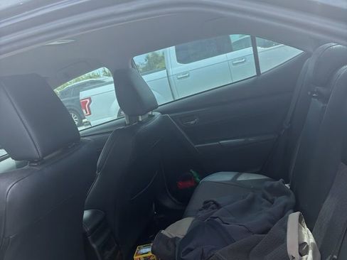 Used 2019 Toyota Corolla SE w/ Carpet Mat Package (TMS) image 8