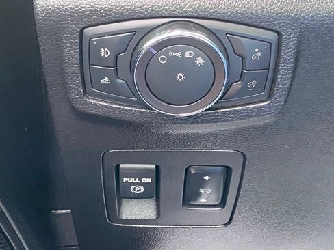 Used 2018 Ford F150 XLT w/ Equipment Group 302A Luxury AWD/4WD image 27