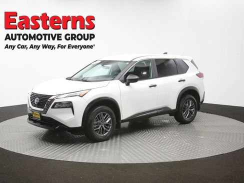Used 2023 Nissan Rogue S AWD/4WD image 57