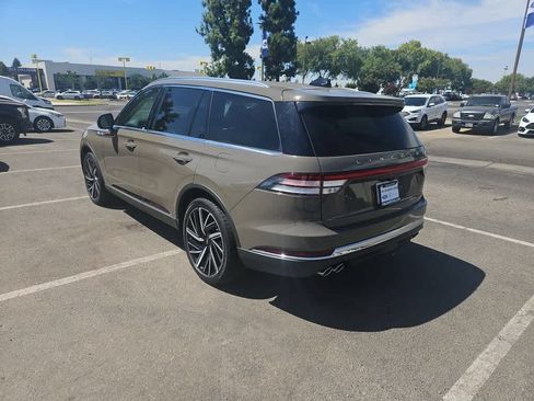 Used 2025 Lincoln Aviator Reserve w/ Equipment Group 201A AWD/4WD image 10