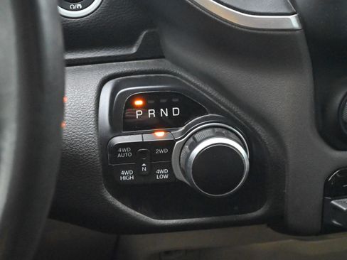 Used 2020 RAM 1500 Big Horn image 10