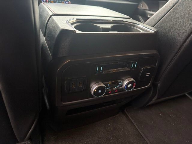 Used 2020 Ford Expedition Limited w/ Equipment Group 303A AWD/4WD image 18