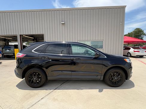 Used 2021 Ford Edge SEL w/ Convenience Package AWD/4WD image 9