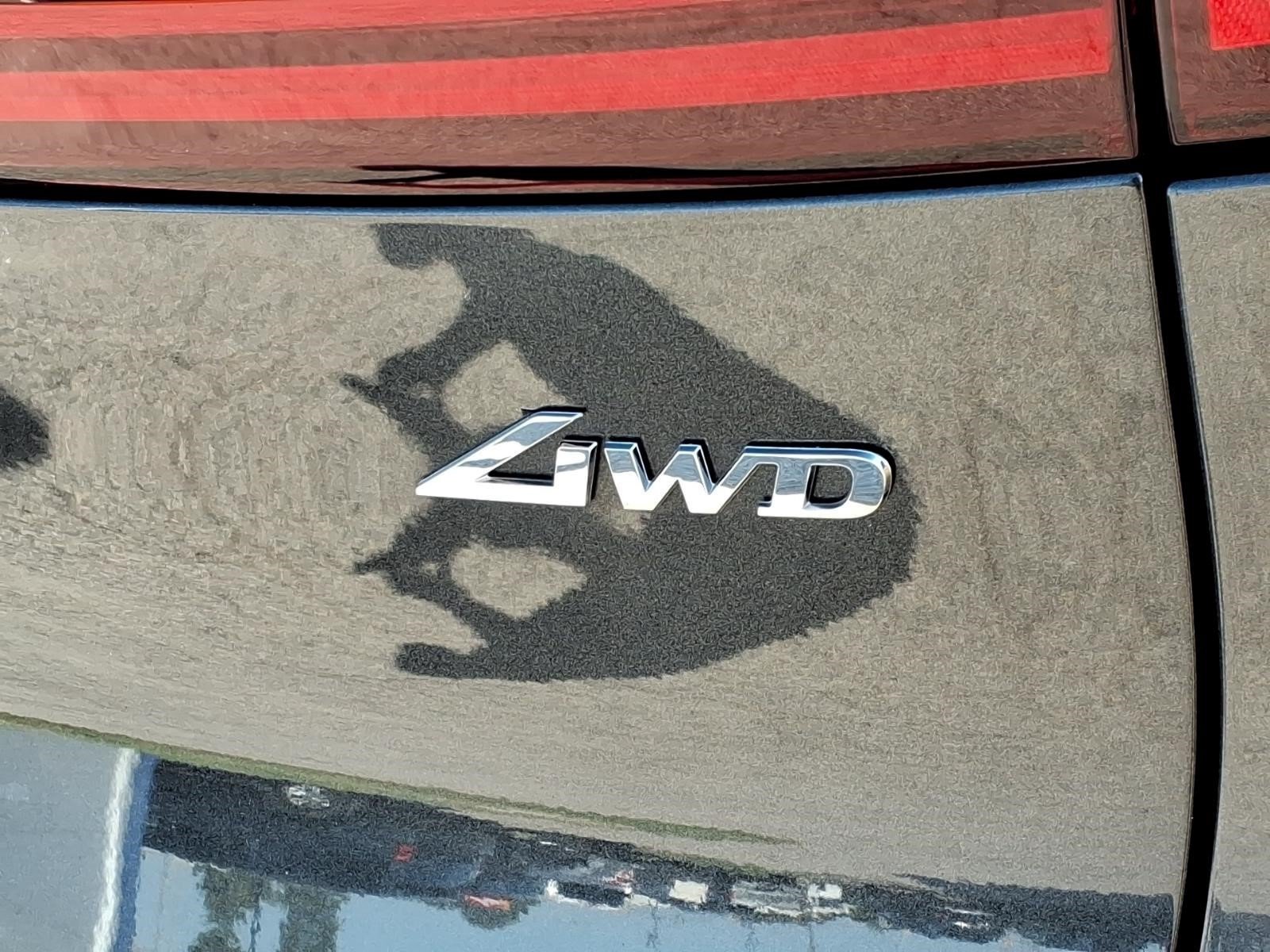 Used 2024 Genesis GV70 2.5T w/ Advanced Package AWD/4WD image 6