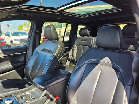 Used 2024 Jeep Grand Cherokee Limited 4xe AWD/4WD image 22