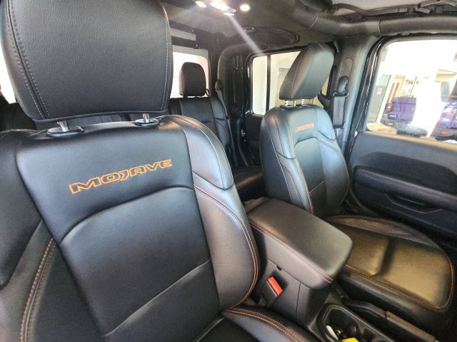 Used 2023 Jeep Gladiator Mojave w/ Cold Weather Group AWD/4WD image 18