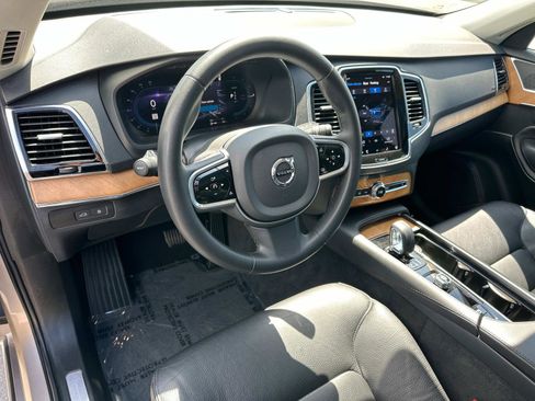Certified 2023 Volvo XC90 T8 Plus image 9