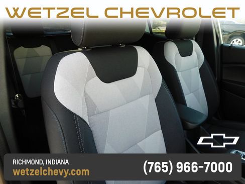 Used 2026 Chevrolet Trax LS w/ Driver Confidence Package FWD image 18