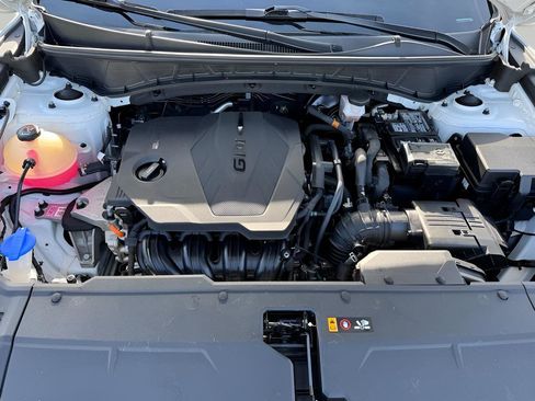 Used 2022 Hyundai Tucson Limited w/ Cargo Package image 9