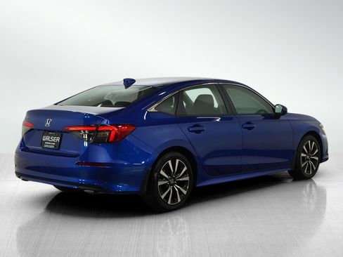Used 2022 Honda Civic EX image 5