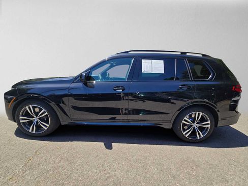 Used 2026 BMW X7 xDrive40i w/ M Sport Package AWD/4WD image 7