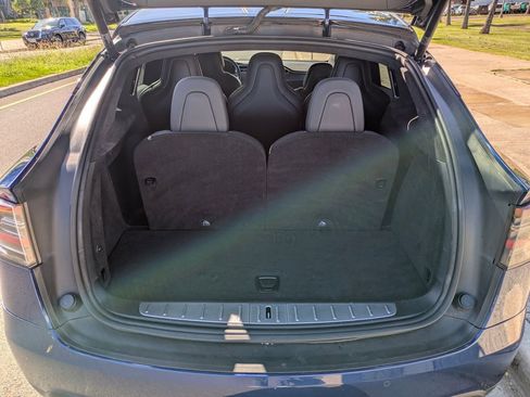 Used 2017 Tesla Model X 75D AWD/4WD image 13