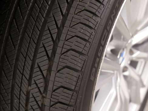 Used 2023 BMW 330i xDrive Sedan w/ Driving Assistance Package image 57