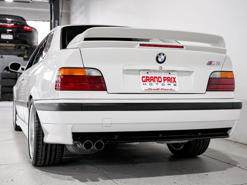 Used 1997 BMW M3 Coupe RWD image 40