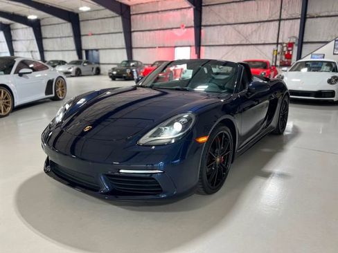 Used 2018 Porsche 718 Boxster S image 86