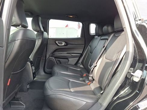 Used 2025 Jeep Compass Trailhawk w/ Trailhawk Elite Group image 10