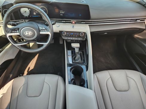 Used 2024 Hyundai Elantra Limited FWD image 26