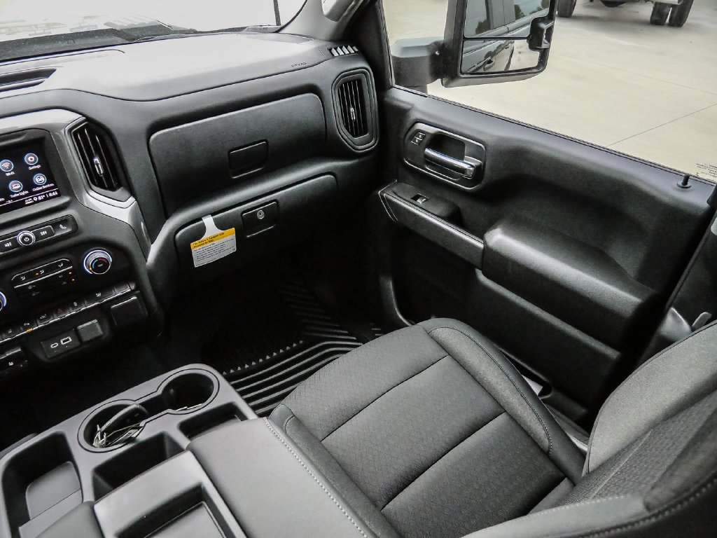 New 2026 Chevrolet Silverado 2500 Custom w/ Custom Value Package AWD/4WD image 28