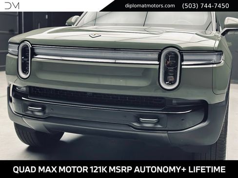 Used 2026 Rivian R1T Premium AWD/4WD image 13
