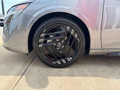 Certified 2026 Nissan Sentra SR w/ Floor Mat Package FWD image 27