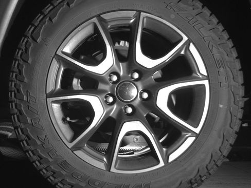 Used 2025 Jeep Compass Trailhawk AWD/4WD image 14