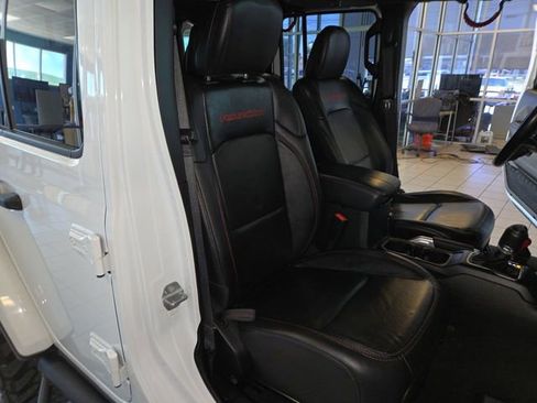 Used 2018 Jeep Wrangler Unlimited Rubicon AWD/4WD image 24