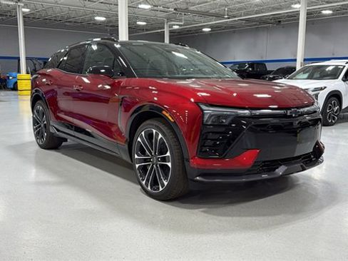 New 2026 Chevrolet Blazer EV SS image 2