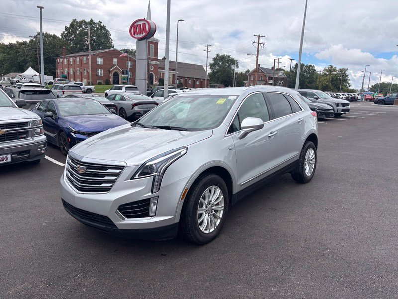 Used 2019 Cadillac XT5 AWD image 3