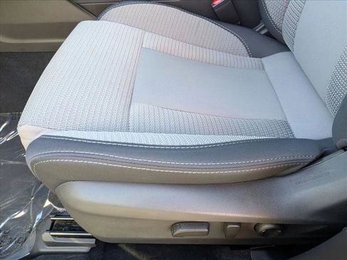 Certified 2025 Subaru Outback Premium image 10