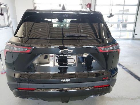 New 2026 Chevrolet Equinox RS w/ Convenience Package III FWD image 33