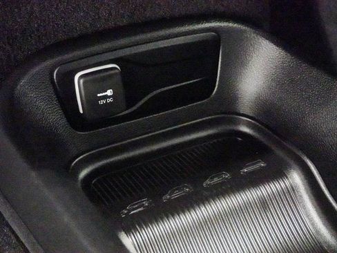 New 2026 Chrysler Pacifica Select FWD image 27