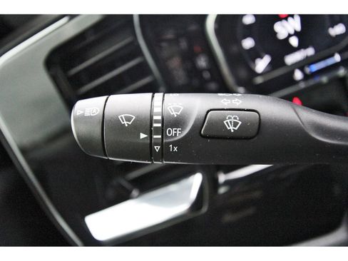 Used 2022 GMC Sierra 1500 SLT w/ SLT Convenience Package image 22