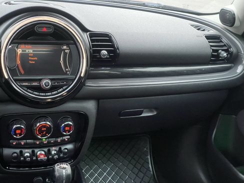 Used 2017 MINI Cooper Clubman S image 27