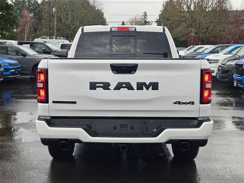 New 2026 RAM 1500 4x4 Crew Cab image 6