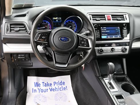 Used 2019 Subaru Outback 2.5i AWD/4WD image 28