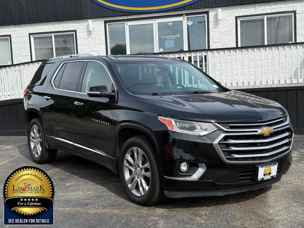 Used 2019 Chevrolet Traverse High Country w/ LPO, Floor Liner Package AWD/4WD image 3